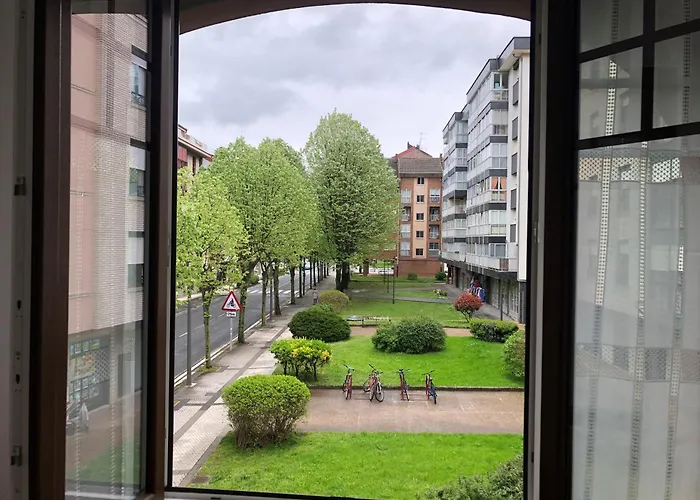 Con Garaje En El Centro De Апартаменты *