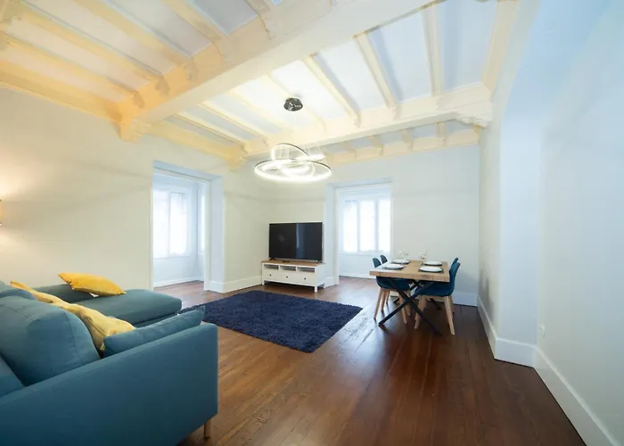 Con Garaje En El Centro De Апартаменты *