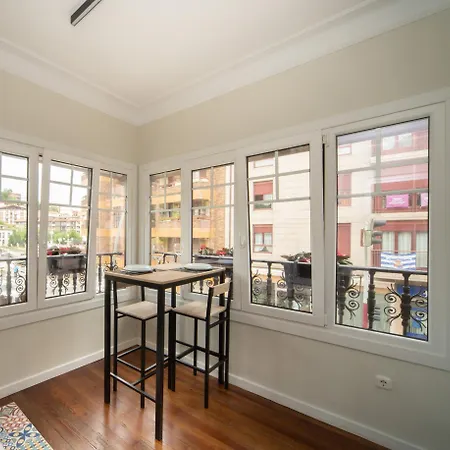 Con Garaje En El Centro De Lejlighed